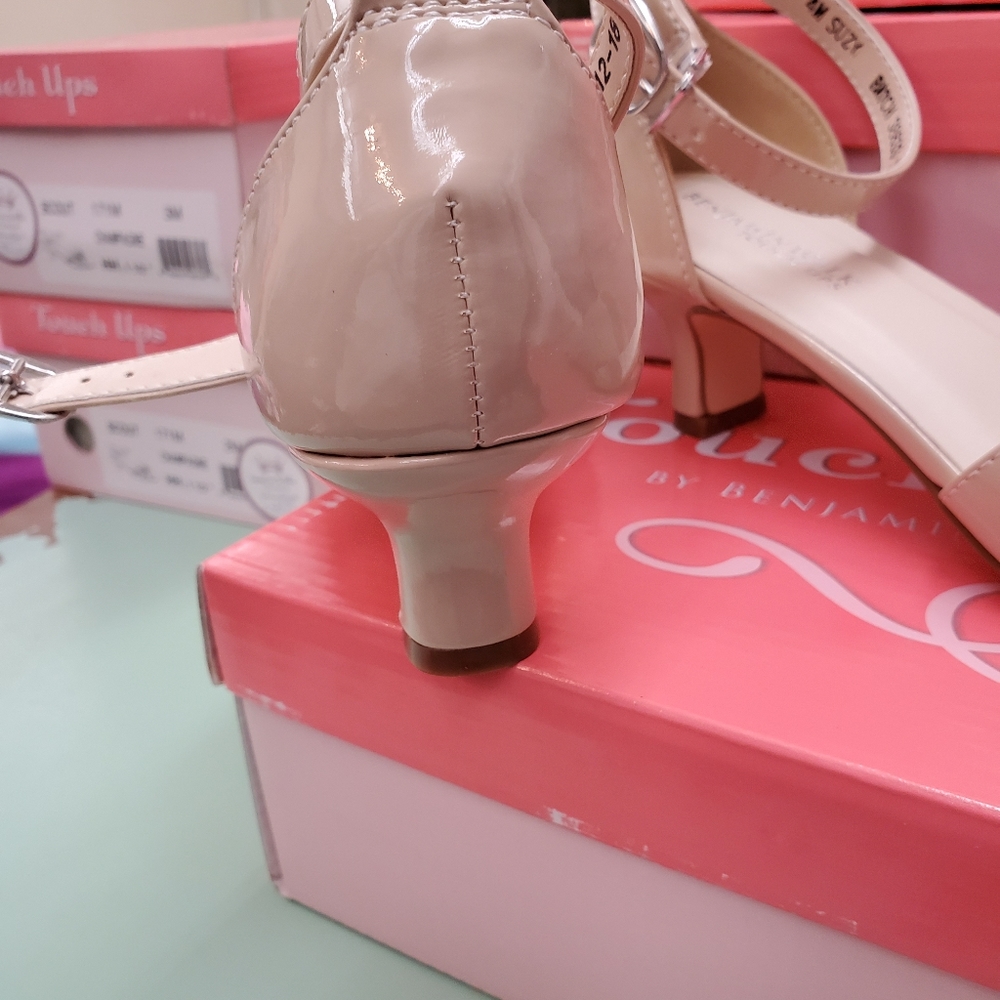 Benjamin Walk childrens pageant shoes - Picture 4 of 6